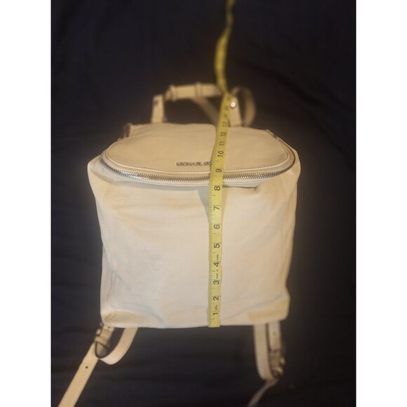 MICHAEL KORS BACKPACK IVORY PEBBLE LEATHER SILVER ZIP READ